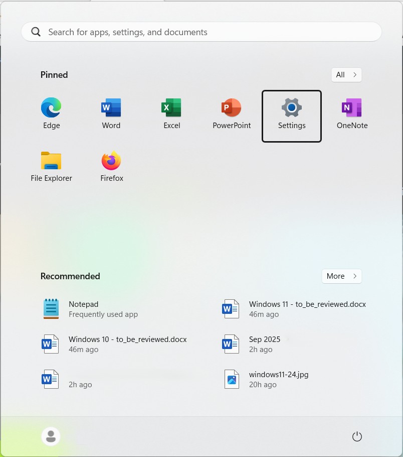 Screenshot of the Windows 11 menu, showing the location of the settings icon